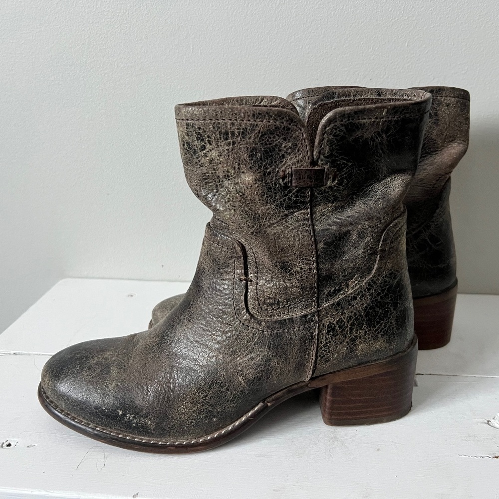Diba True Booties, Size 7.5, Dark Charcoal Brown